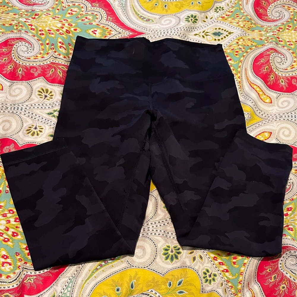 Lululemon Athletica Black Camouflage Leggings